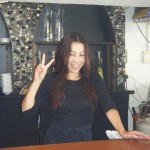 お店のカウンターで お店のカウンターで